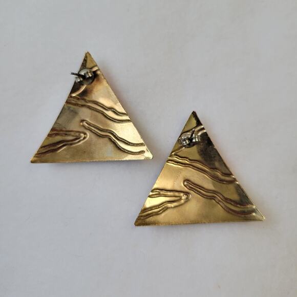 Vintage 90s Art Deco Triangle Earrings - studs - Picture 3 of 3